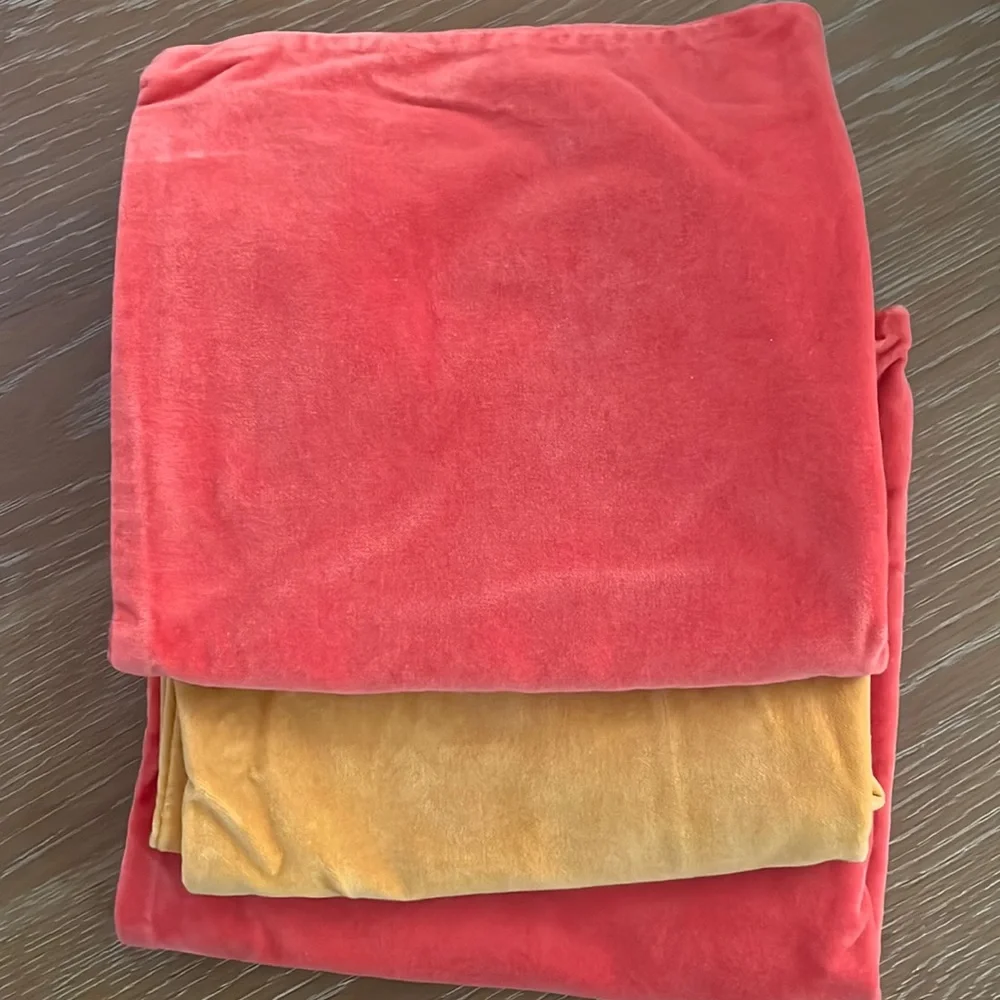 IKEA 3 pillow cases